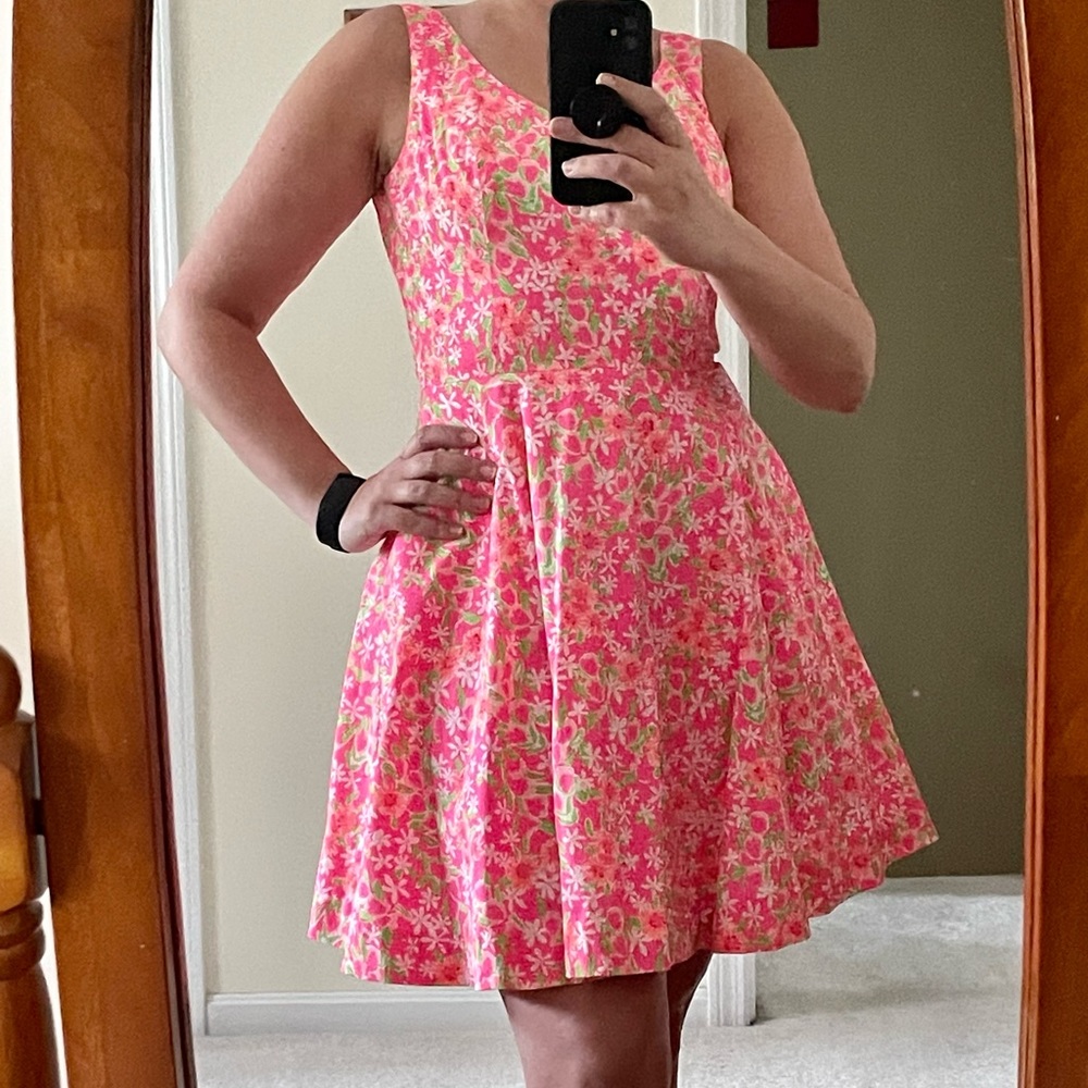 Lilly Pulitzer beautiful summer dress! Worn once! - Picture 2 of 11